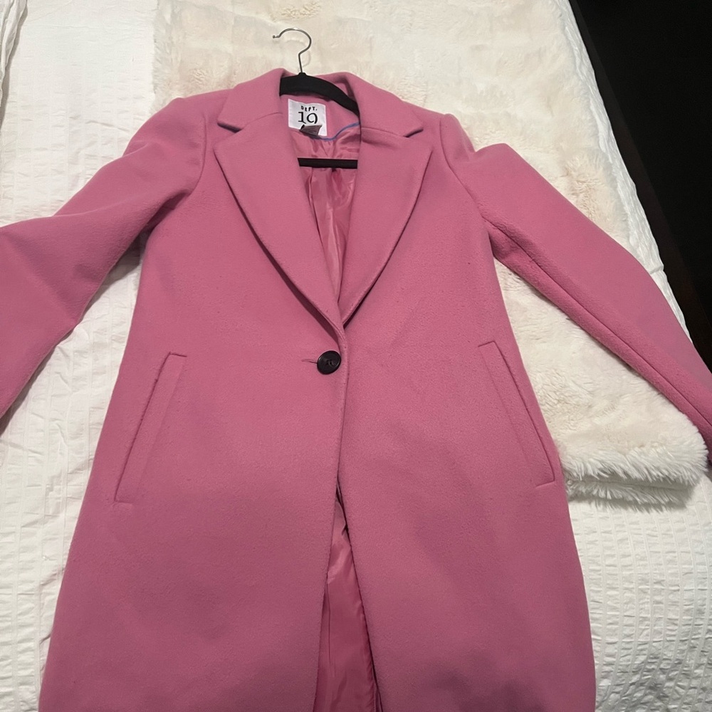 Elegant Pink Women's Coat